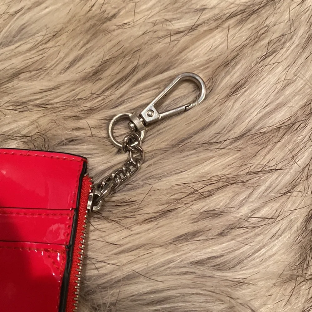 Mini Red Wallet - Picture 2 of 3